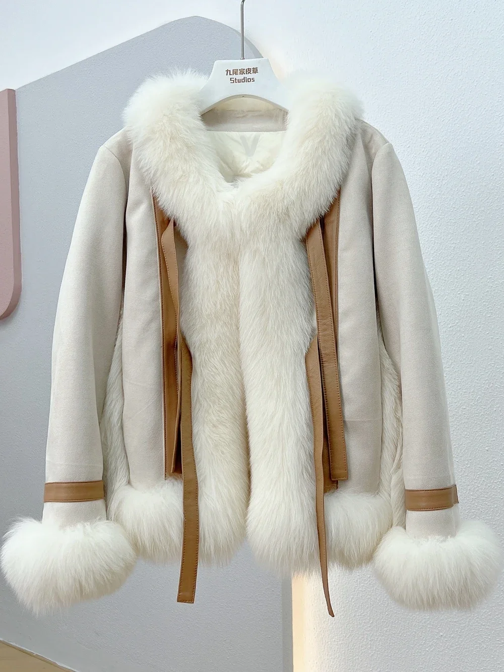 

Winter Round Neck Suede Spliced Fox Fur Coat Women's Down Outerwear Fluffy Fur Collar Thick Warm Casual Long Sleeve Jacket 2023