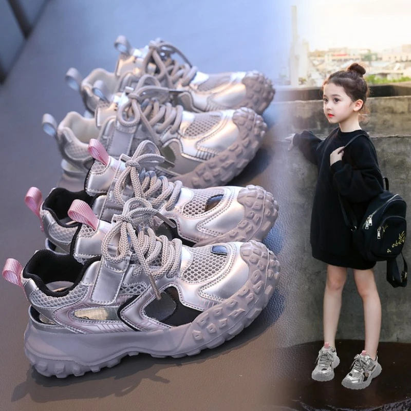 

Children's hollow sports sandals 2024 summer new girls net surface breathable daddy shoes boys Baotou beach shoes