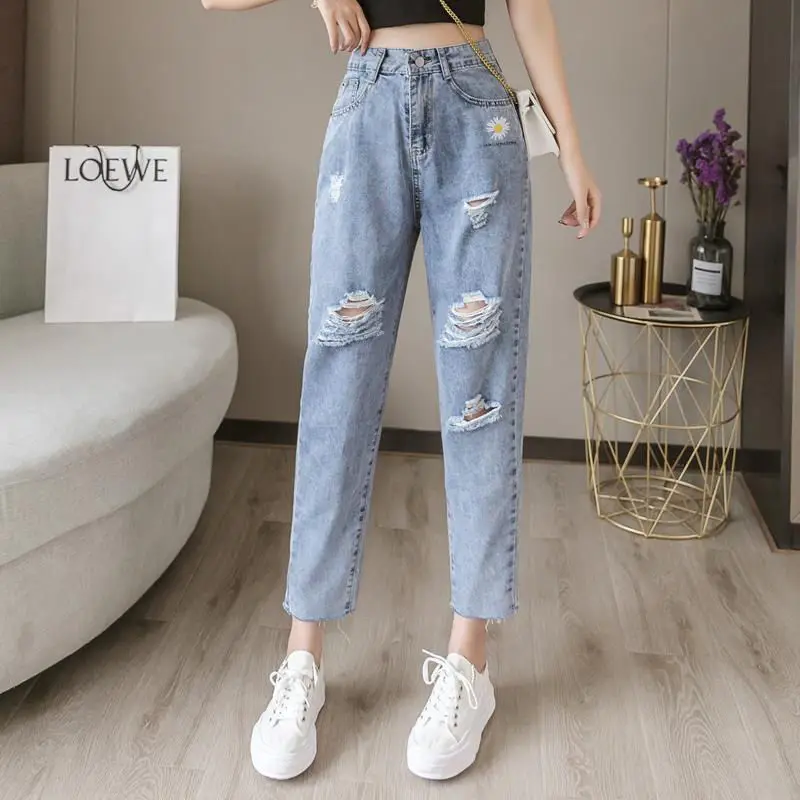 

Summer Embroidered Daisy Ripped Jeans Women High Waist Straight Leg Pants Thin BF Tide Loose Cropped Trousers 2024 Streetwear