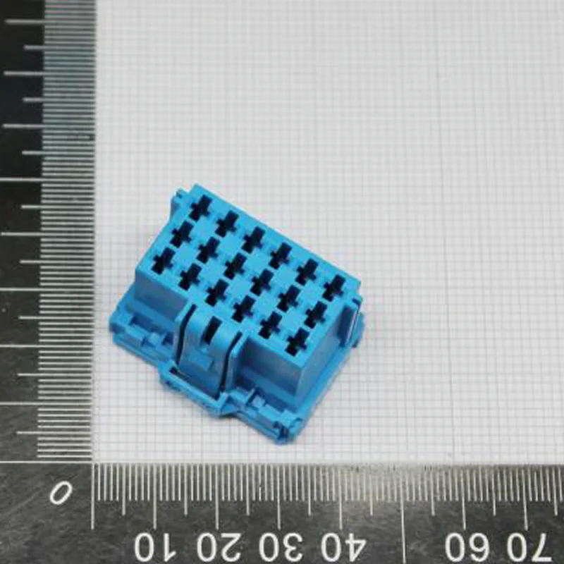 5PCS Original Connector 6-968974-1 For Car Smart Electronic Devices Automobile 100% brand new 18P blue female shell