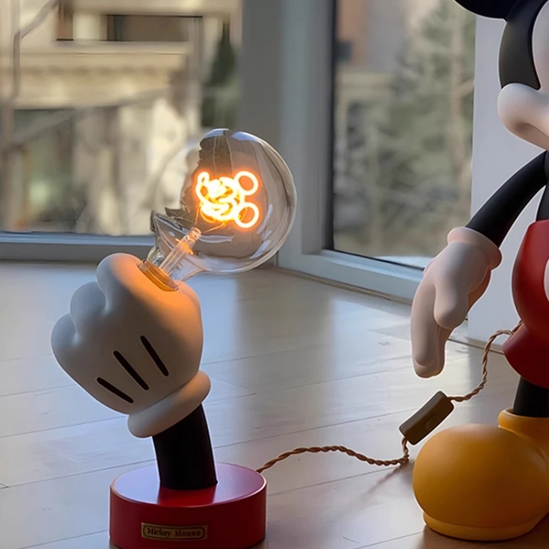 

Cartoon bedroom Mickey handheld desk lamp ins children's room personalized creative decoration ornament night