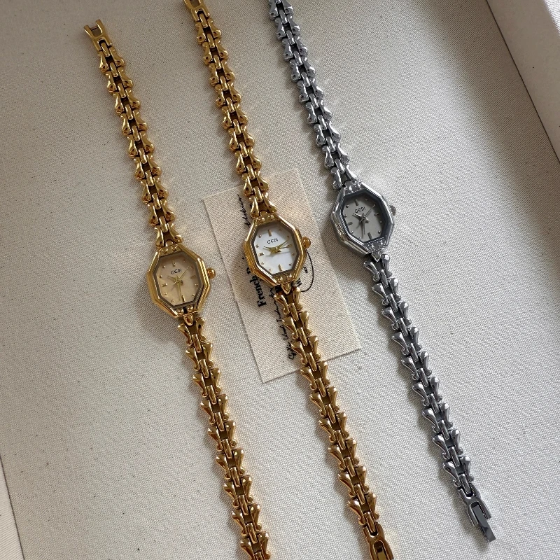 Retrothorn bracelet small dial quartz watch 2025 new light luxury waterproof simple fashion niche women's temperament watch gift