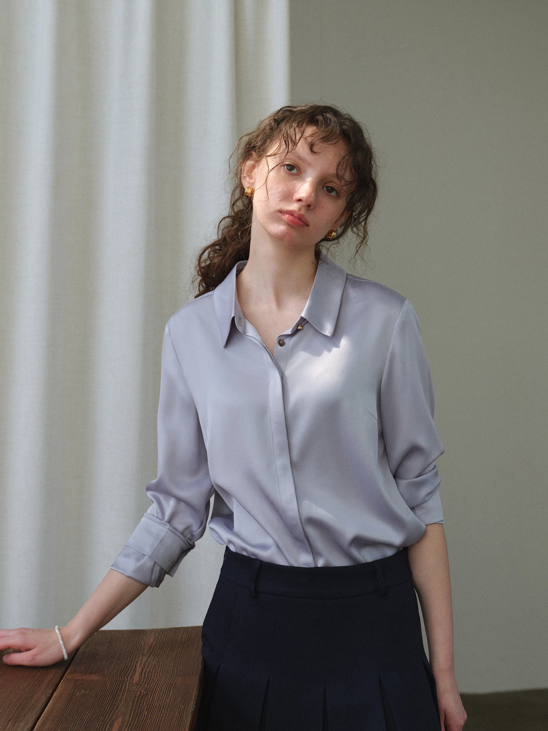 

Высококачественная универсальная повседневная женская рубашка из вискозы с эффектом драпировки, свободного кроя, для весны и лета, дышащая, комфортная, с длинным рукавом, для делового стиля