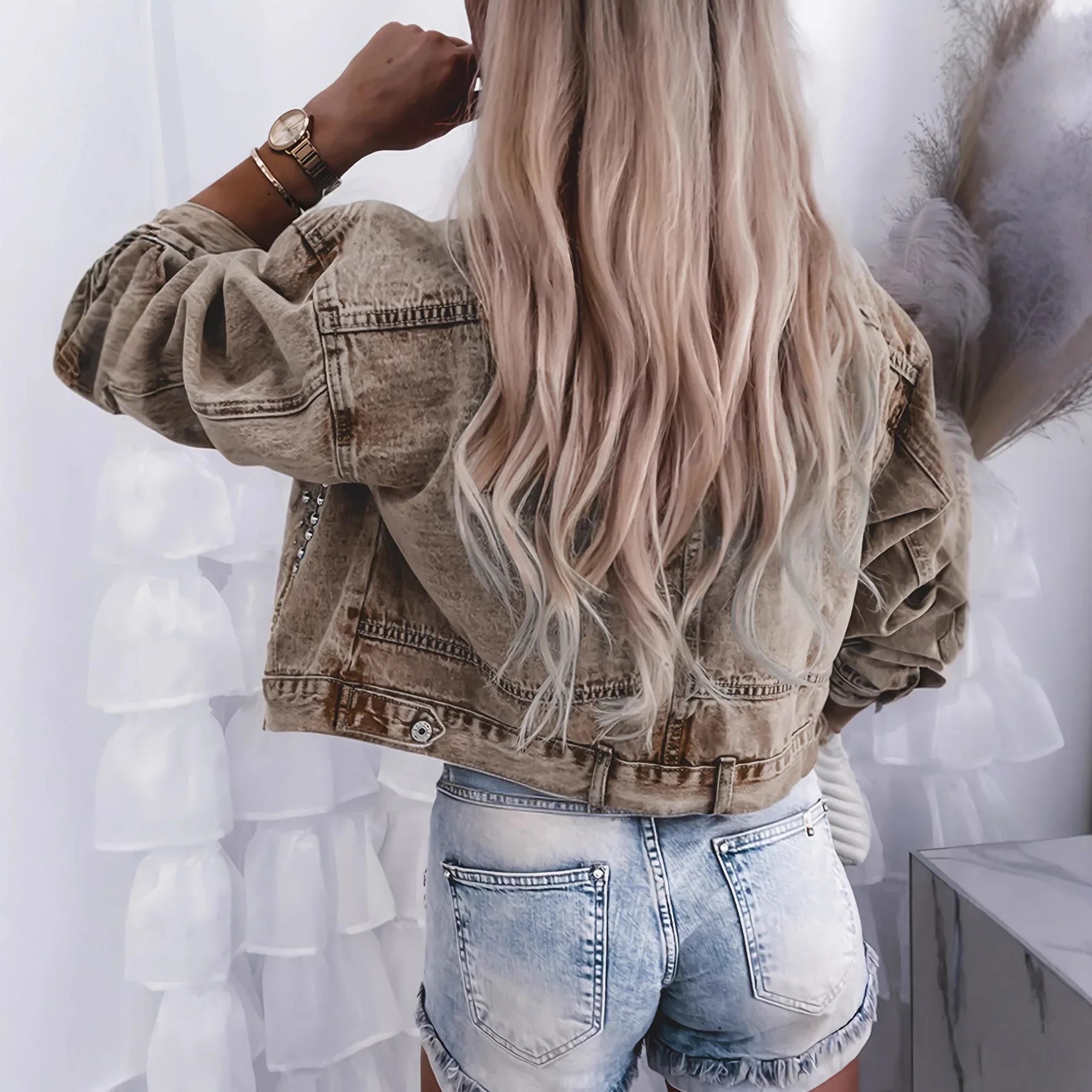 New Rivet Decorated Denim Jacket Ladies Fashion Casual Streetwear Lapel Long Sleeve Single-breasted Cardigan Short Colored Coat