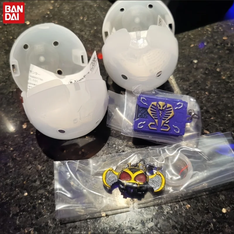 Bandai Kamen Rider Gashapon Mini Accesorios Transformables Llavero Colgante Ouja Decade Accesorio Coleccionable Para Fans del Anime