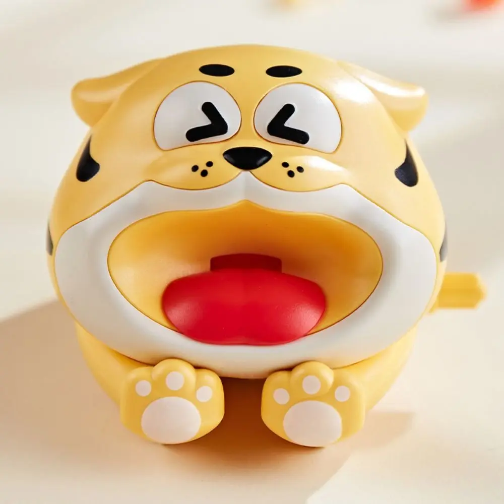 Climbing Tigers Clockwork Toys Interactive Movable Animals Tigers Wind-up Toy Funny Cute Tigers Clockwork Model Kindergarten