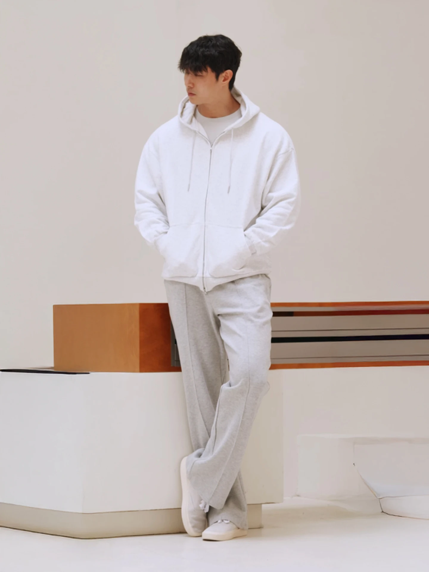 

Худи на молнии Fearl East Z04: Свободный крой, повседневный стиль, цветной, с капюшоном, на пуговицах, из хлопка, с длинными рукавами