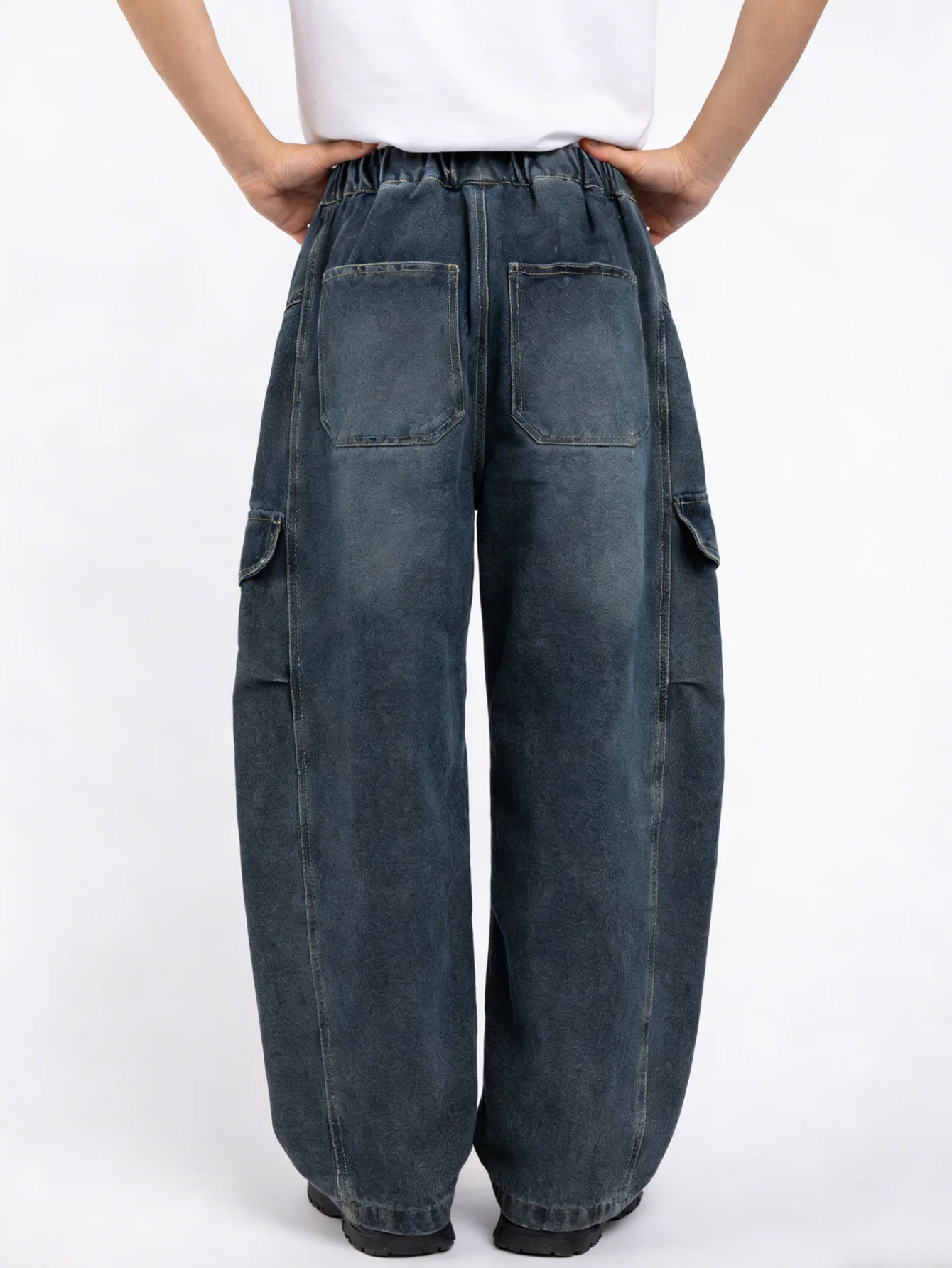 Boys' and teenagers' spring loose-fitting workwear jeans, suitable for daily wear, school, leisure, and outdoor activities