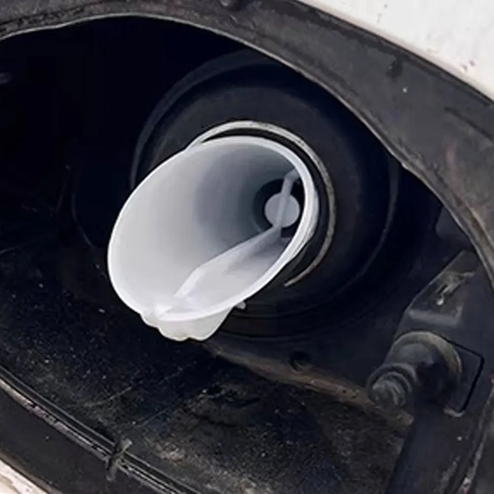 

Car Fuel Tank Funnel Portable Gas Funnel for Cars Lightweight Practical Simple Use Automotive Filler Necks Sleeve Plastic