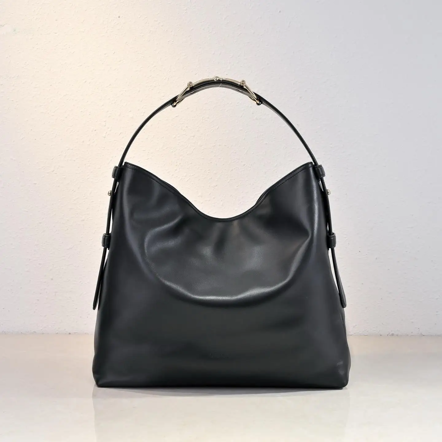 2025 Premium Imported Leather Tote Bag - Versatile Commuter Shoulder Bag, Casual & Chic Crossbody