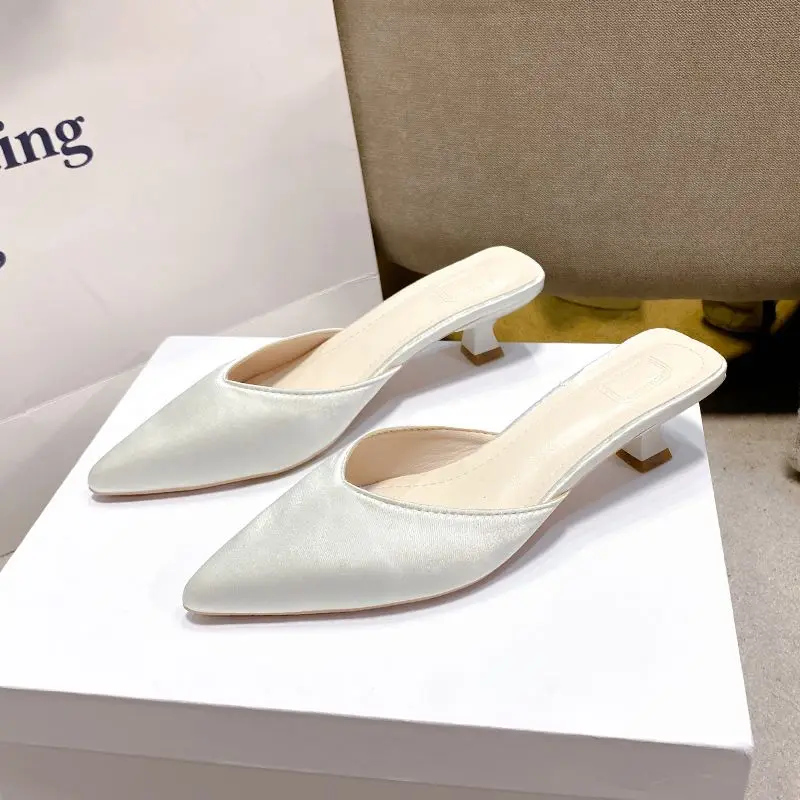 

Women Summer Pointed Toe 3cm Thin Low Heel Elegant New Arrival Closed Toe Mule Half Slip On Sandals Versatile Outdoor Wear