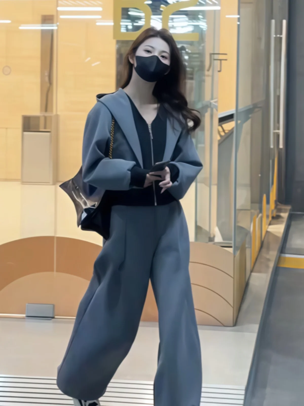 

Spring 2025 Korean Style Lazy Lace Hooded Back Split Casual Wide Leg Pants Anti-Aging Three-Piece Set High Waist Long Pants S...