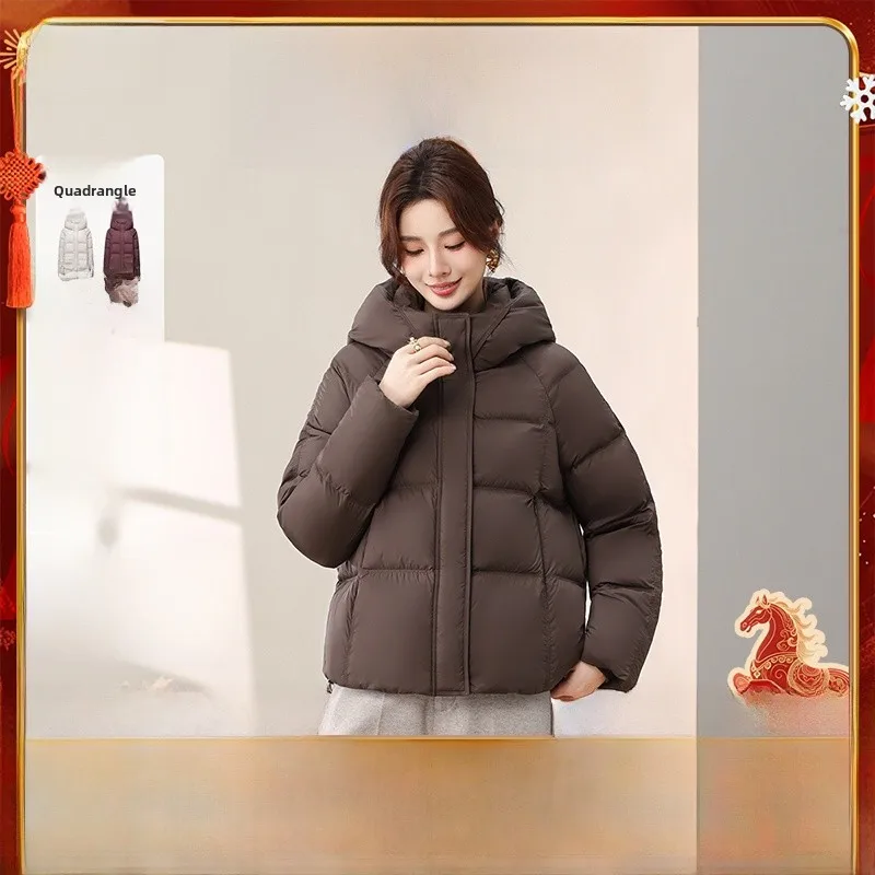 

Женская короткая пуховая куртка Snow Flng с 90% пуха, воротником-стойкой, капюшоном, мягкая, для повседневной носки, модная, из полиэфирного волокна