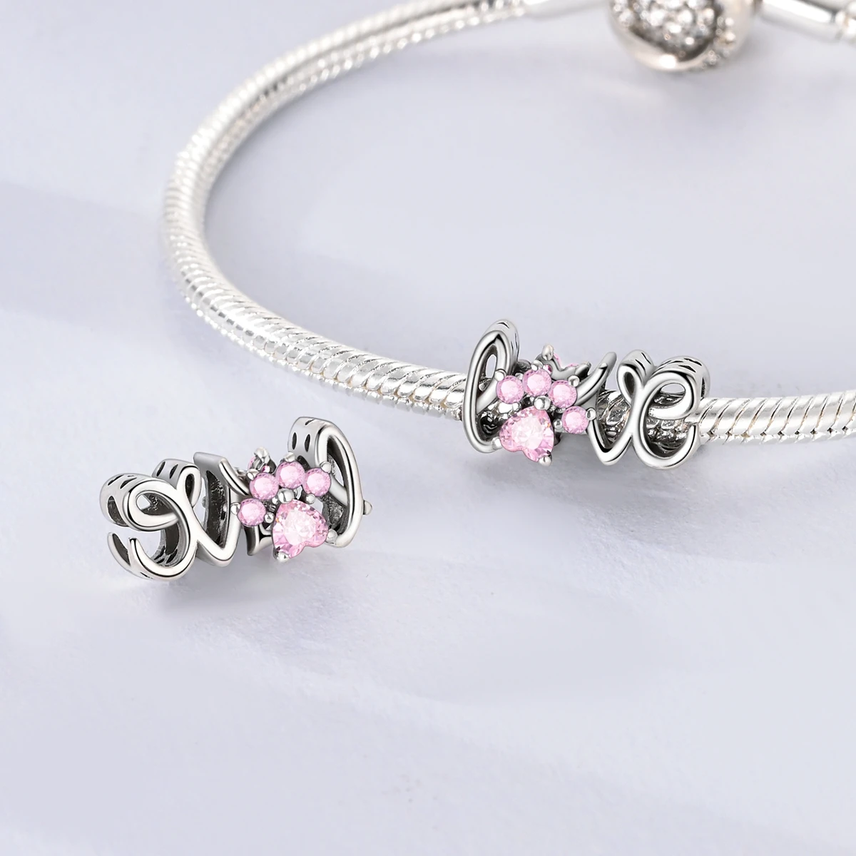 Pink Series Silver Plated Beads Heart Cat Bear Perfume Charms Fit Original Bangle Bracelet Pendants Fine Jewelry Gift
