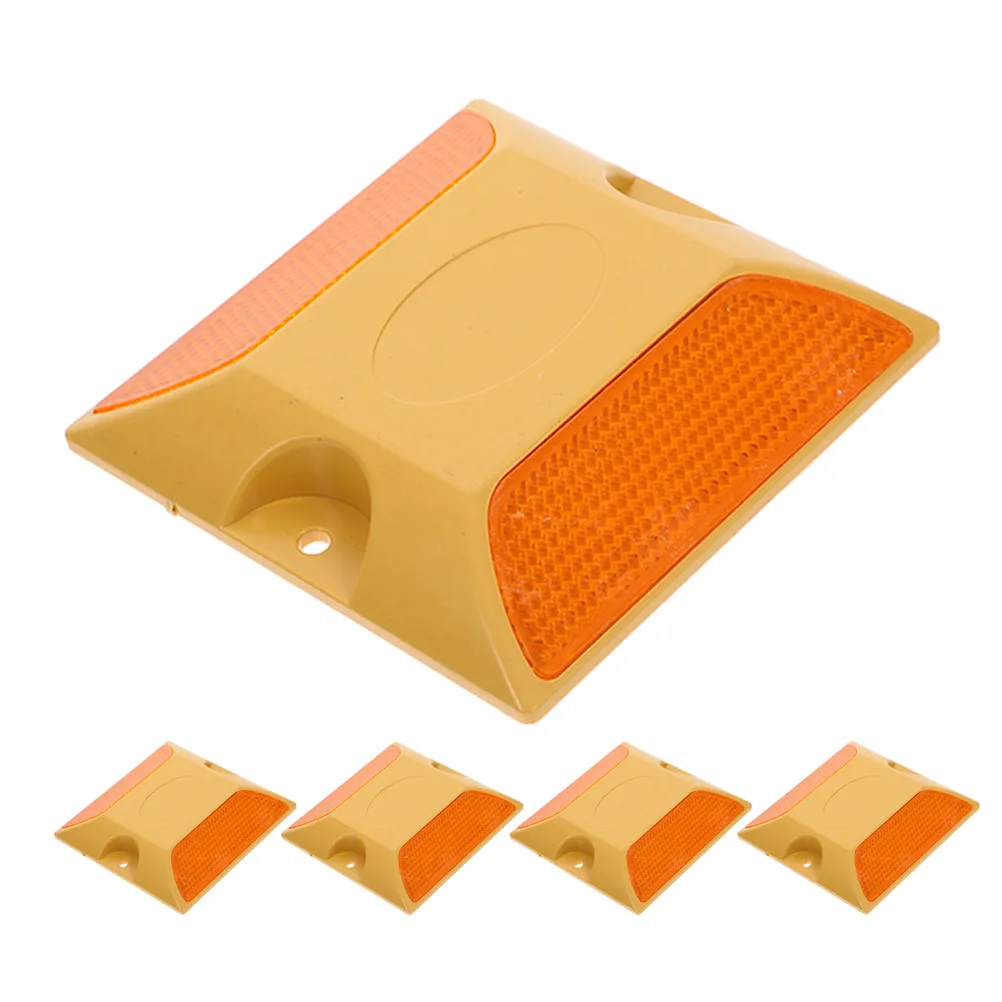 5Pcs Road Studs Reflective Plastic Raised Design Highway Safety Markers for Night Visibility Speed Reduction Pavement Guidance
