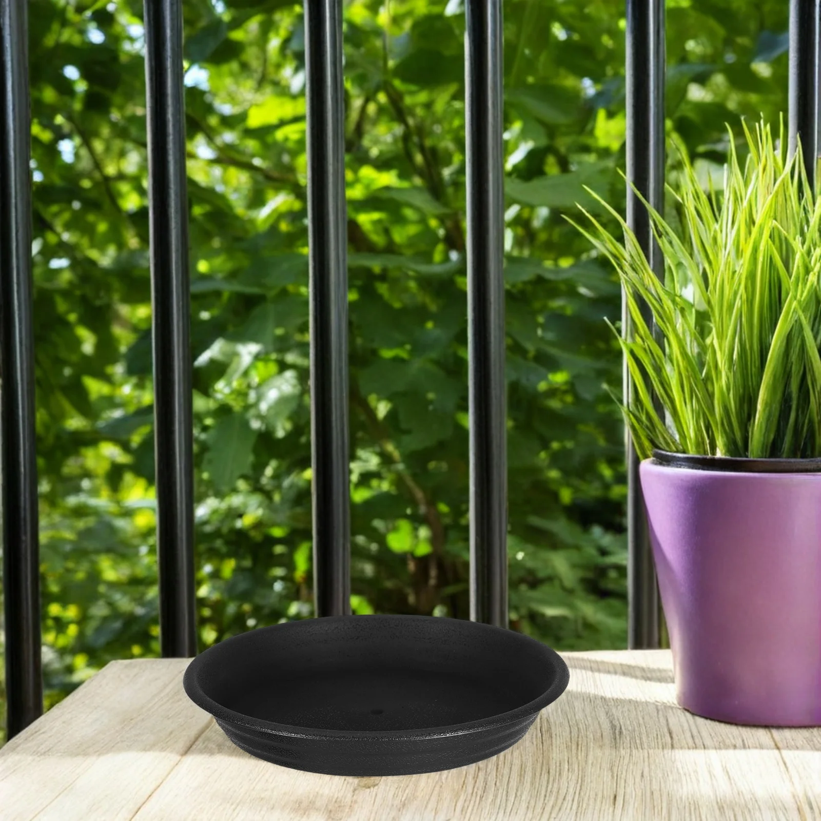 

5pcs Flower Pot Tray Plant Saucers Black Plastic Thickened 13cm 17cm Round Planter Trays for Use