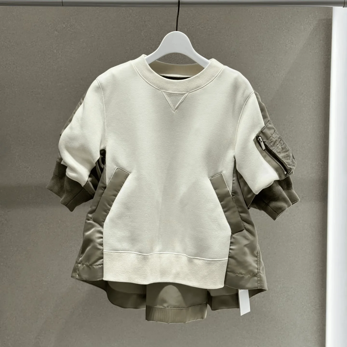 

SAC 25 Heavy Industry Splicing Wool Jacket Loose Fashion Splicing Short Sleeve Sweater