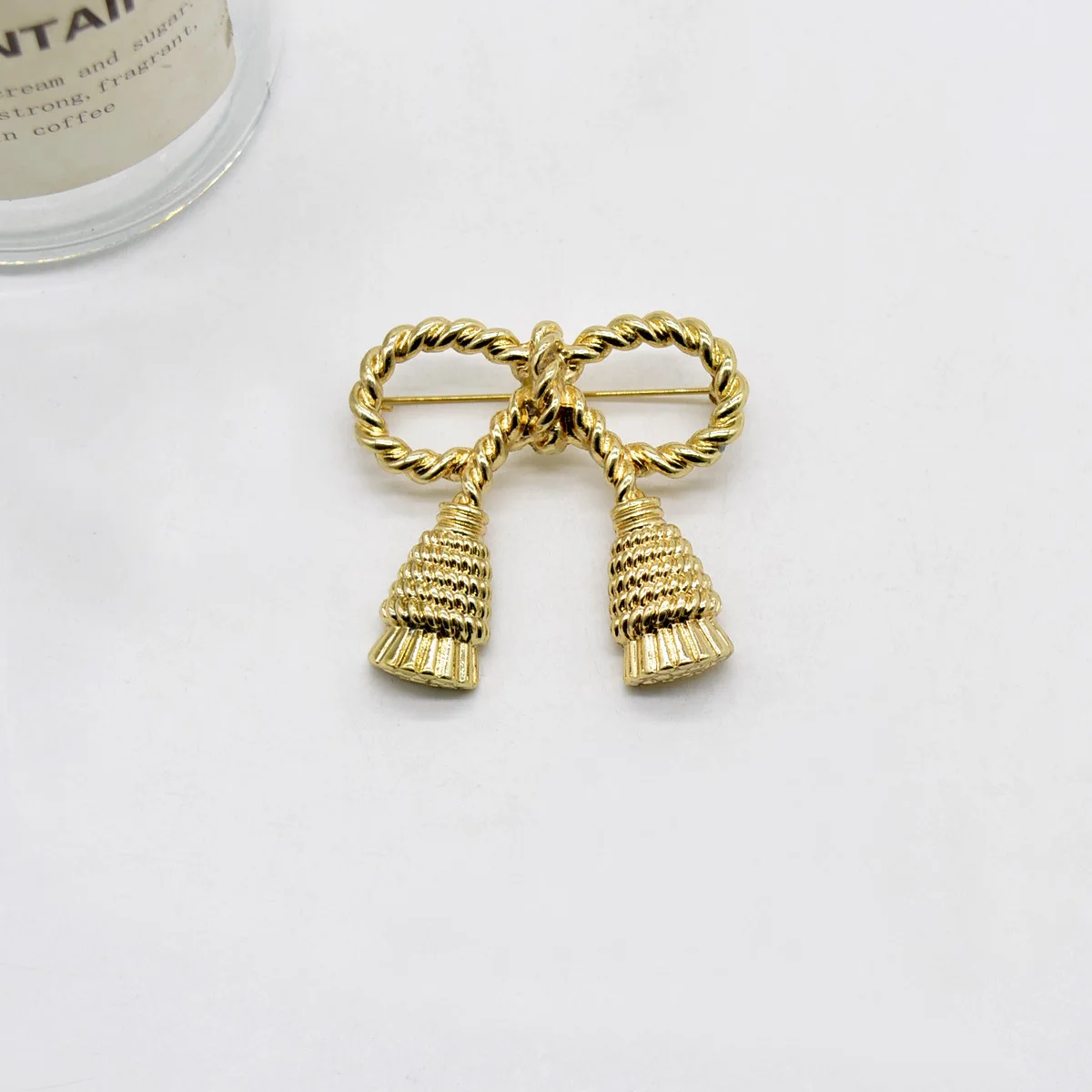 women antique golden twist brooch small bow pin accessories jewelry