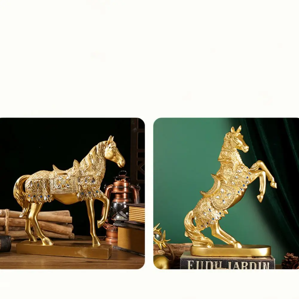 Luxury Resin Horse Sculpture Desktop Decoration Ornament Modern Minimalist Home Decor Statue For Living Room Office Workspace