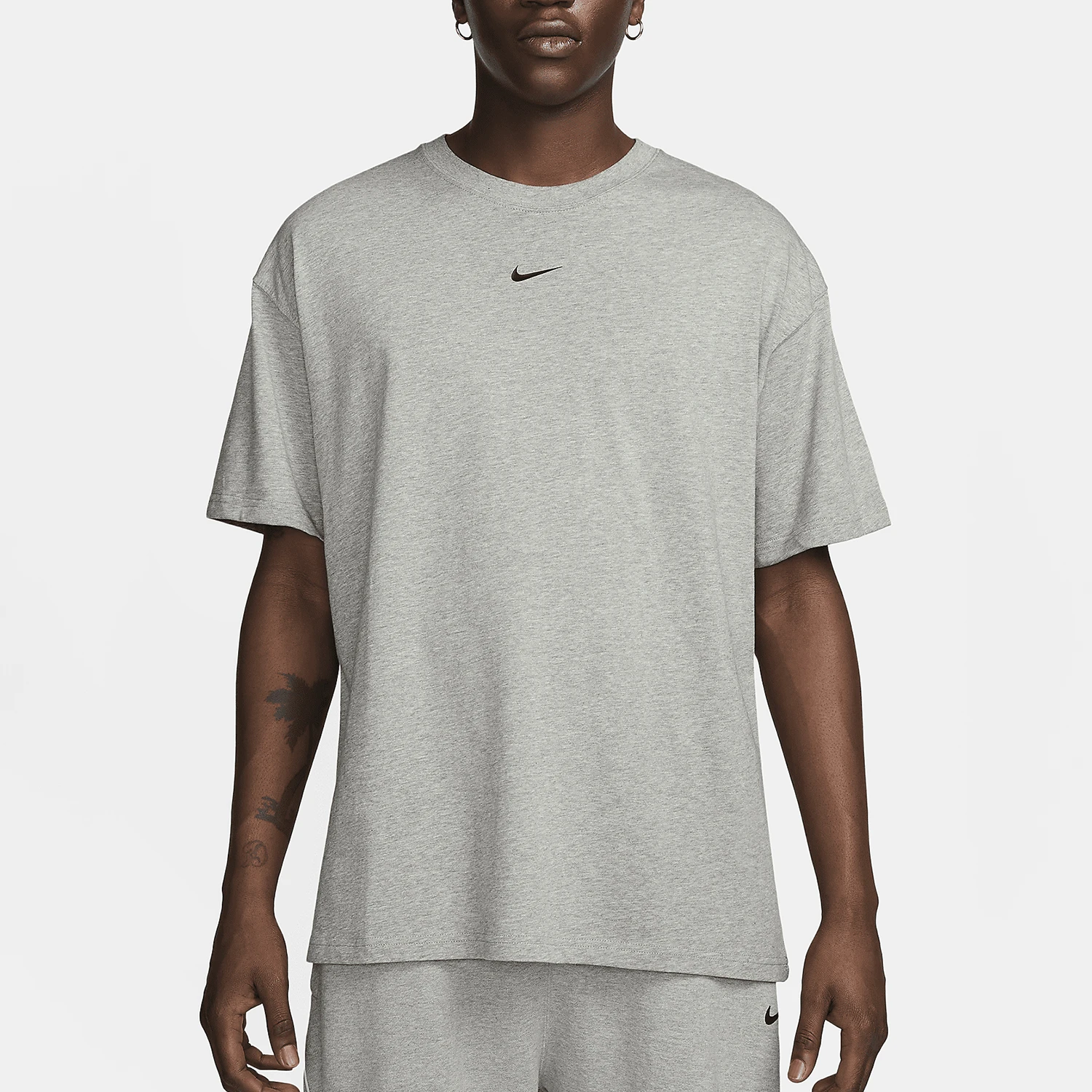 

Мужская трикотажная тренировочная футболка Nike FN7663-063