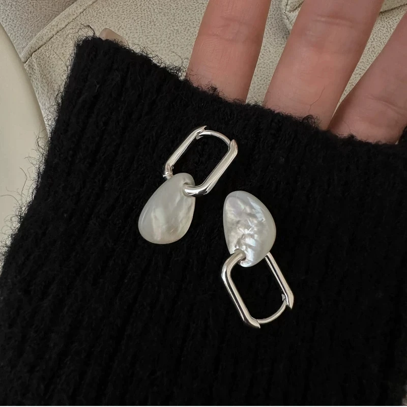 S925 pure silver Korean version niche design, irregular white shell earrings, Korean fashion, INS style texture ear accessories