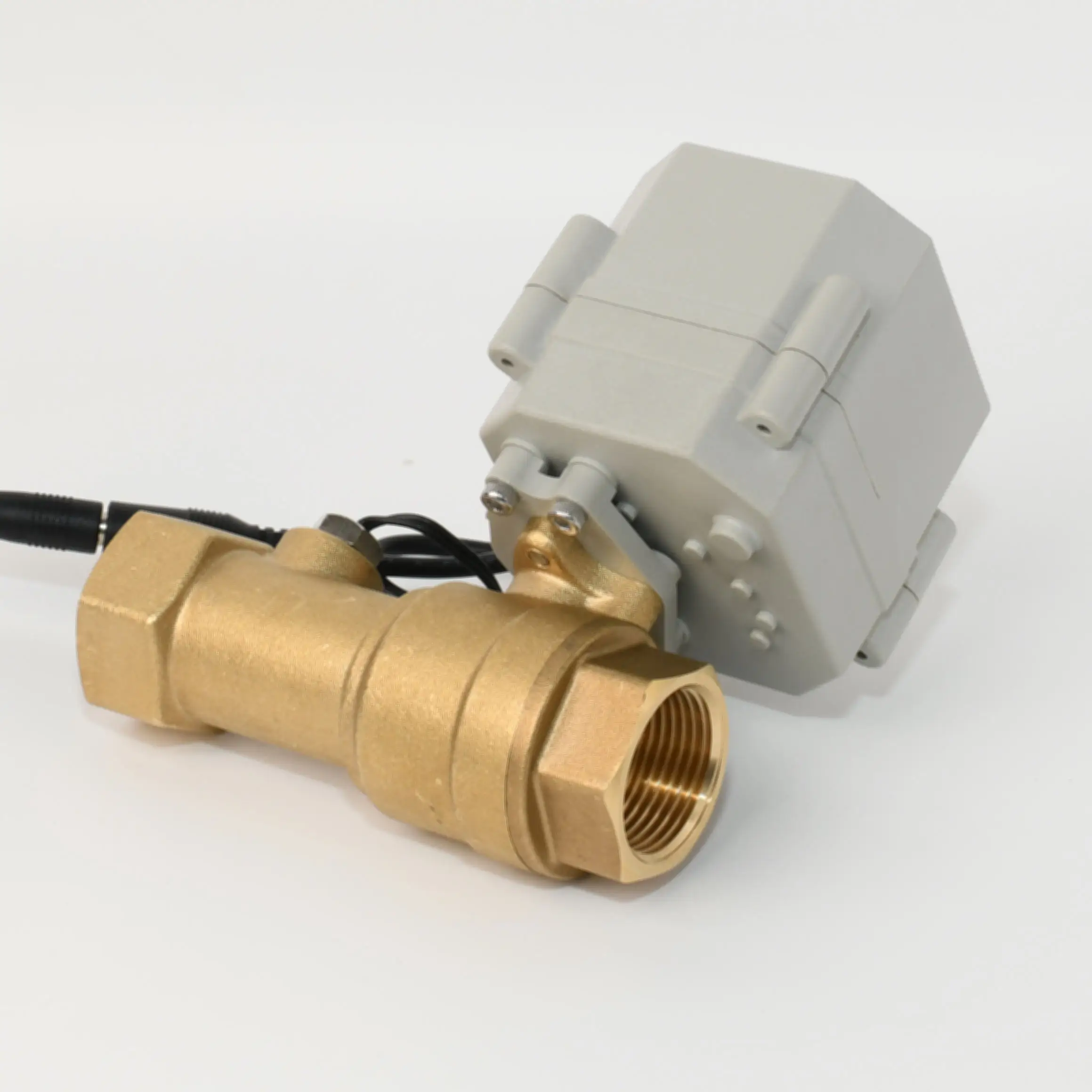 20253/4" 스테인리스 스틸 전동 볼 밸브 자동 배수 밸브 (타이머 포함)