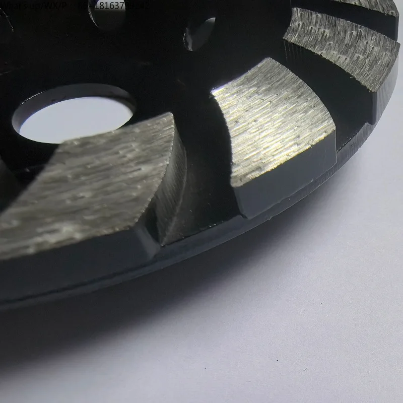 

Grinding Wheel for Heavy Duty Grinding and Polishing of Stainless Steel and Cast Iron Materials