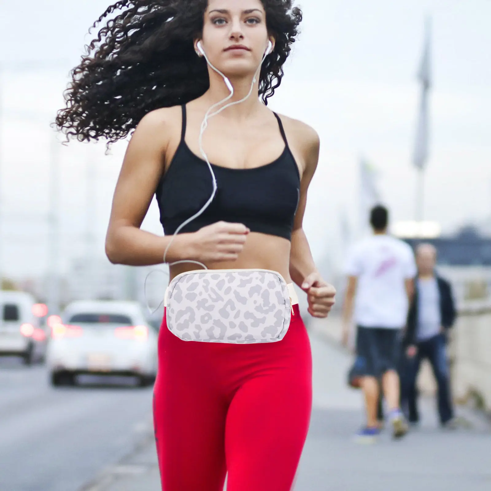 

Running Waist Bag Adjustable Strap Women Belt Bag for Hiking Workout Travel Outdoor Gym Fanny Pack Crossbody Chest Pouch