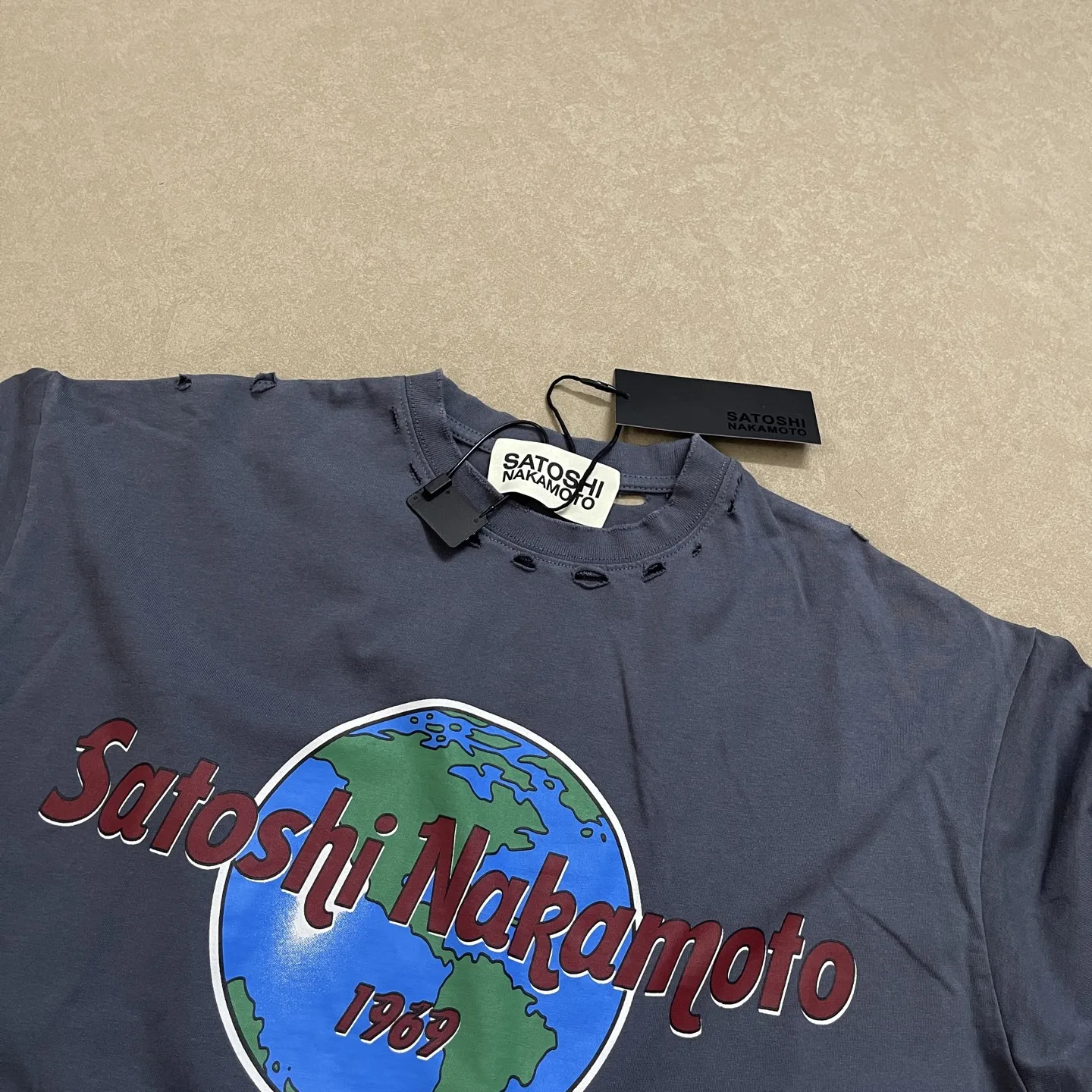 Washed Satoshi Nakamoto 1969 Rock Hole T Shirt Men Women High Quality Tee Tops T-Shirt