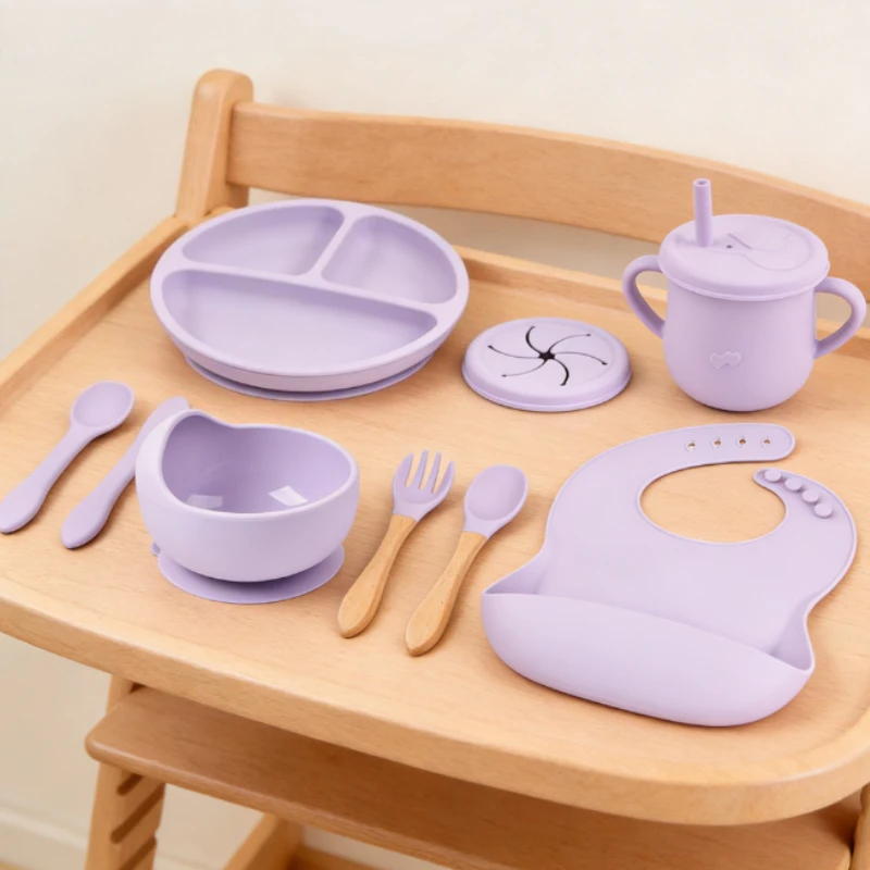 

Нескользящая силиконовая тарелка с разделителями для малышей, набор для кормления с присоской из пищевого силикона, поднос для прикорма младенцев и детей