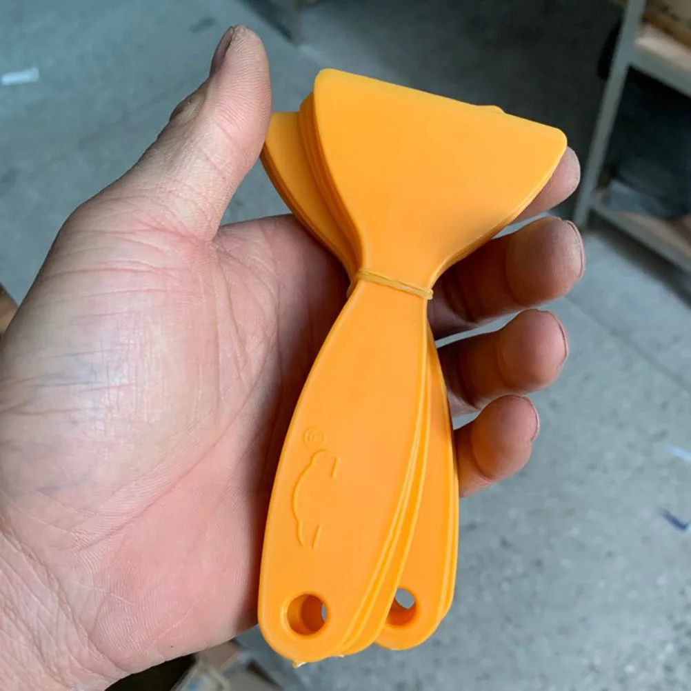 

5Pcs Fine Crafted Glue Scraper Strong Makrolon Build for Precise Glue Control Mini DIY Handwork Scraper Efficient Tool