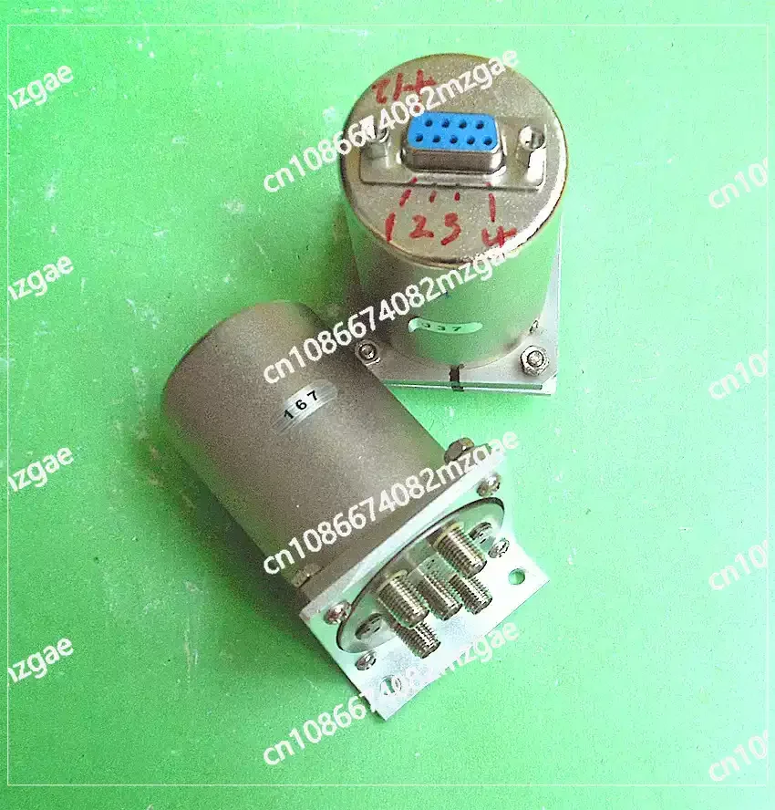 RF 1/4 Coaxial Switch 12V DC-18GHz for Microwave Signal Switching and High Frequency Communication Systems