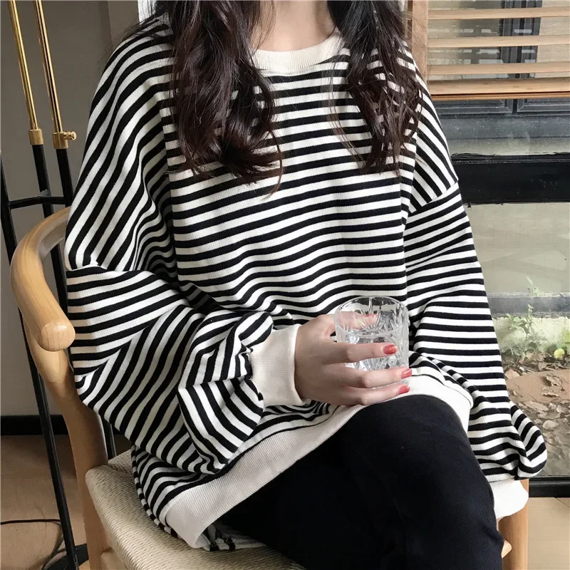 

2025 Korean Style Striped Loose Long Sleeve T Shirt Women Casual Comfortable Streetwear