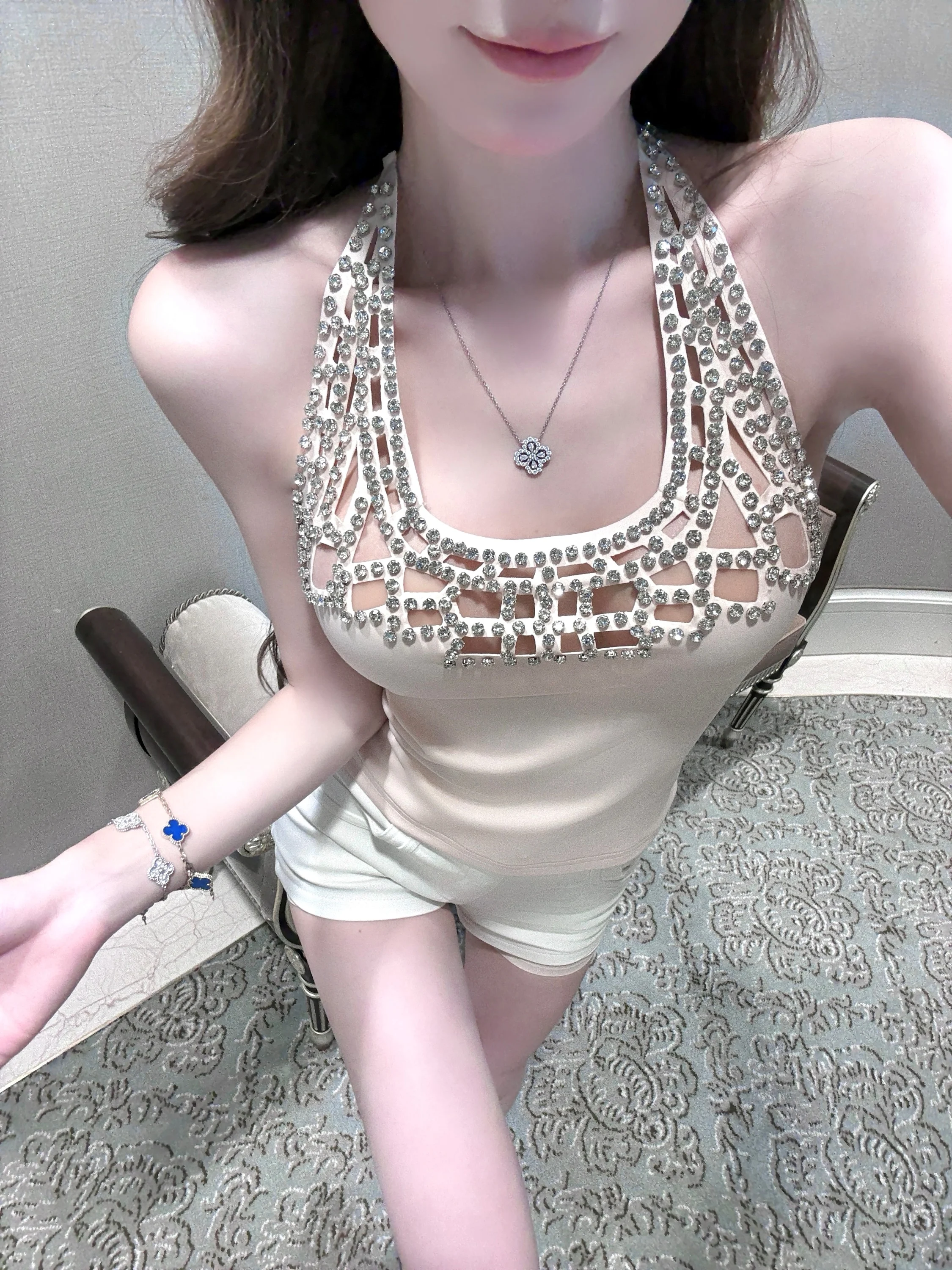 

Qiauuu Heavy-Duty Rhinestone Hollow out Pure Desire Elegant Backless Strapless Women's Top with Bow Tie Neck Hanging Design