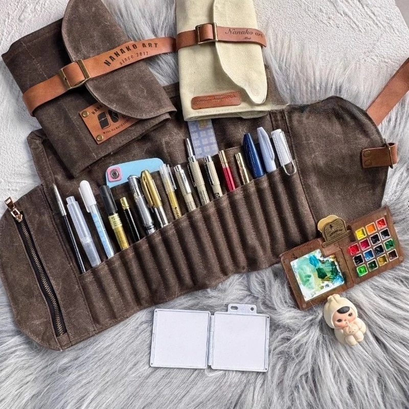 Oil Wax Leather Pencil Bag Waterproof Canvas Foreskin Carabiner Artist Student Travel Portable Storage Bag Art Supplies