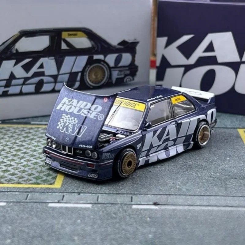 Kaido House + MINIGT 1:64 M3 E30 имитационная модель сплава