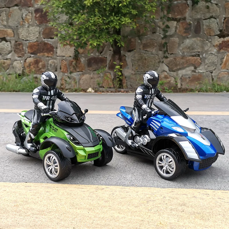 Veicolo in scala 1:10 2.4GHz ad alta velocità a tre ruote RC MotoHawk Motocicletta Giocattoli ATV Road Racer con fari a LED Giocattolo regalo per bambini