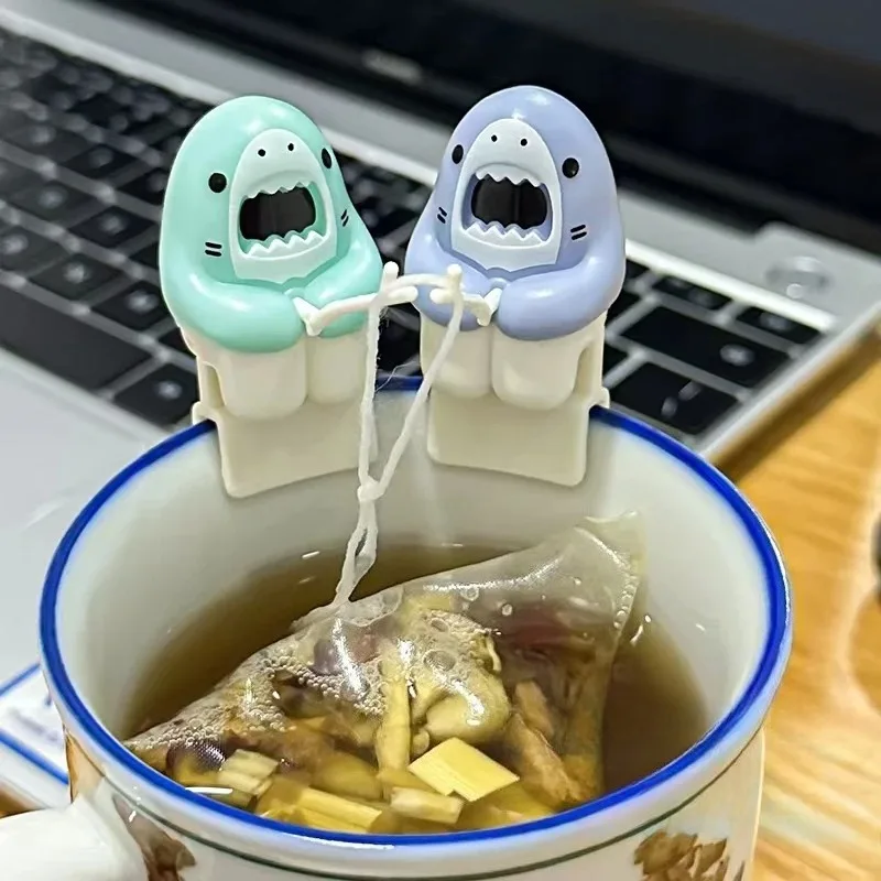 1PC Shark Shaped Hanging Tea Infuser Reusable Filter Diffuser For Tea Bag Coffee Creative Pendant Household Brewing