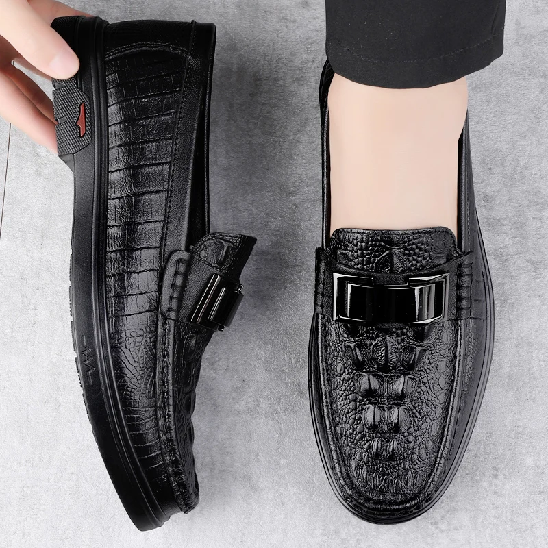 Autumn Fashion Brand Men's Round Crocodile Leather Top Layer Cowhide Casual Leather Shoes New Men's Comfortable Non Slip Loafers