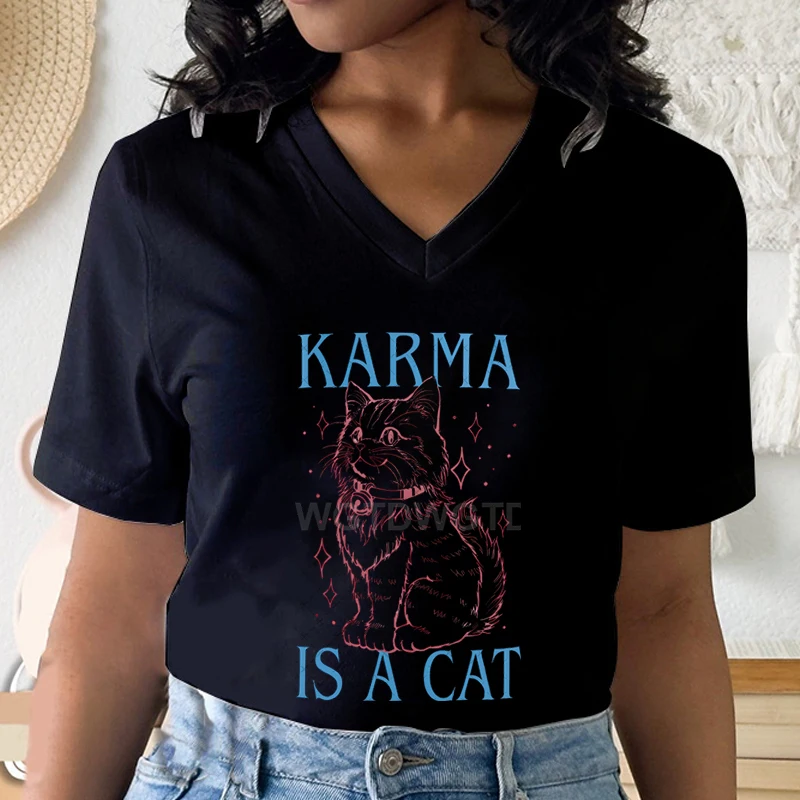 Midnights Cat Vintage Retro Tshirt Karma Is A Cat Trendy Fan Gift V-neck Women's Clothing Cat Owner Fashion Short Sleeve T-shirt