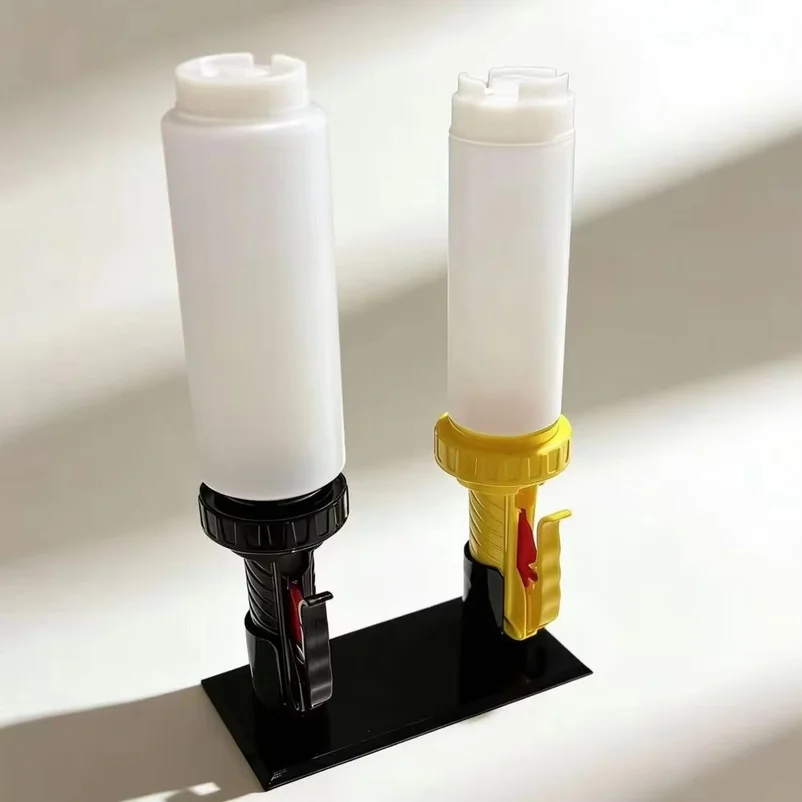 Enduring Plastic Sauce Squeezer Refillable Hanging Design Squeeze Bottle 480ml Portable Sauce Dispenser For Coffee