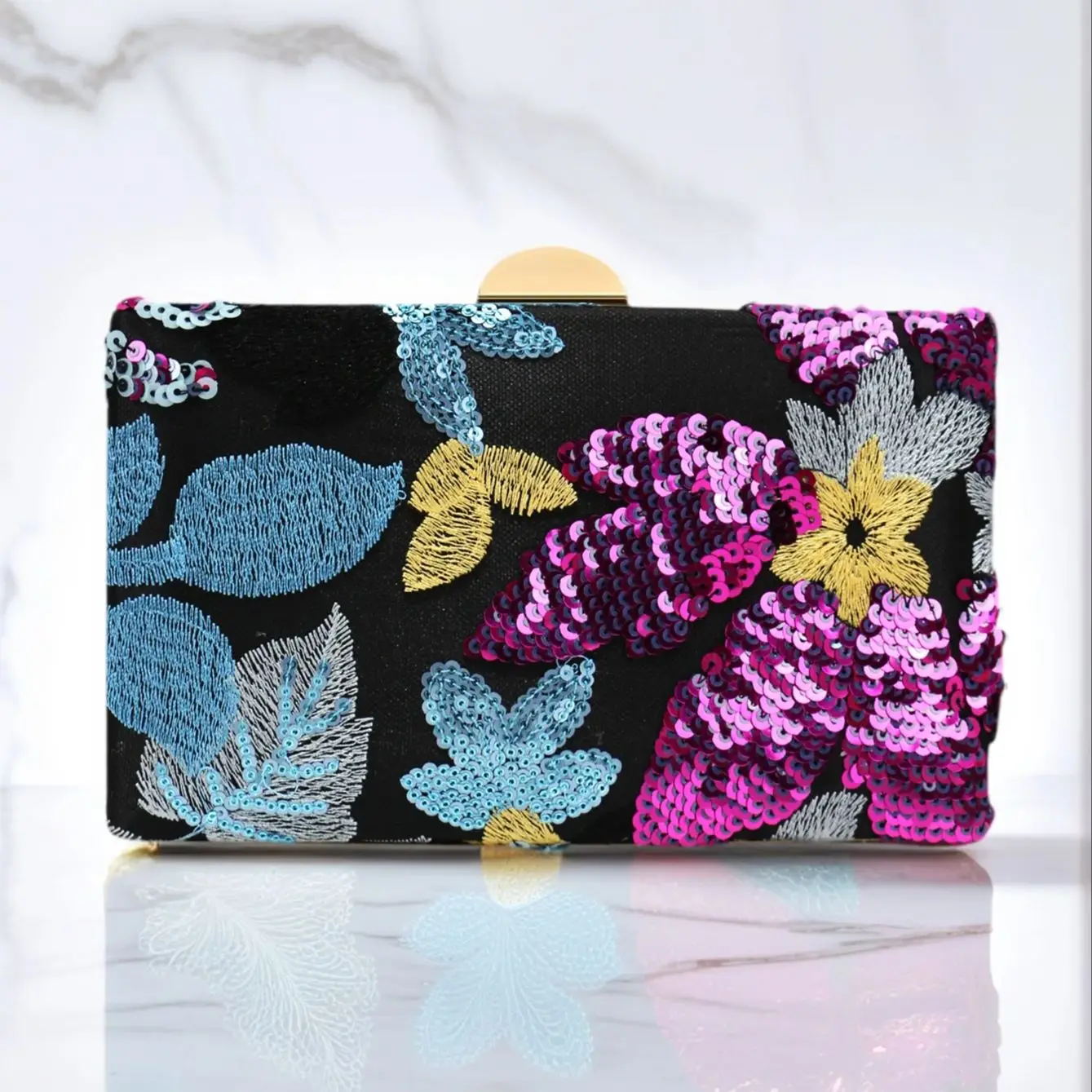 

Elegant Embroidered Sequin Floral Evening Bag Fashionable Clutch Metal Chain Random Party Wedding Dance Halloween Crossbody Bag