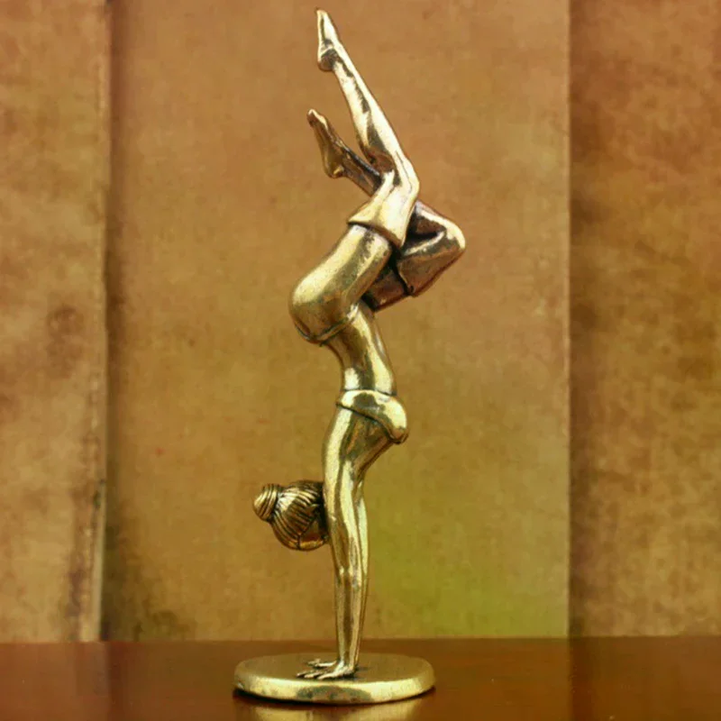 1Pcs Miniatures Desktop Ornament Statue Brass Yoga Headstand Beauty Model Figurines Home Decoration Accessories