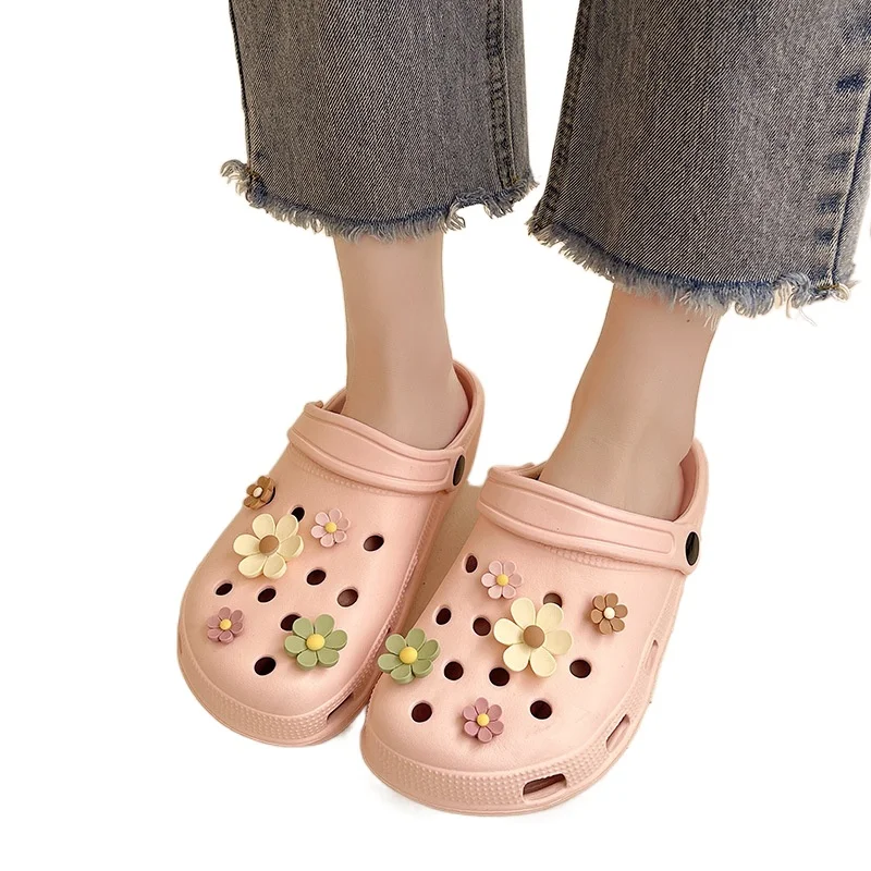 المبيعات الساخنة الأحذية سحر جاهز للوضع على مجموعة ديزي عباد الشمس متعددة الألوان دعوى إبزيم الحذاء إكسسوارات الأحذية البنت