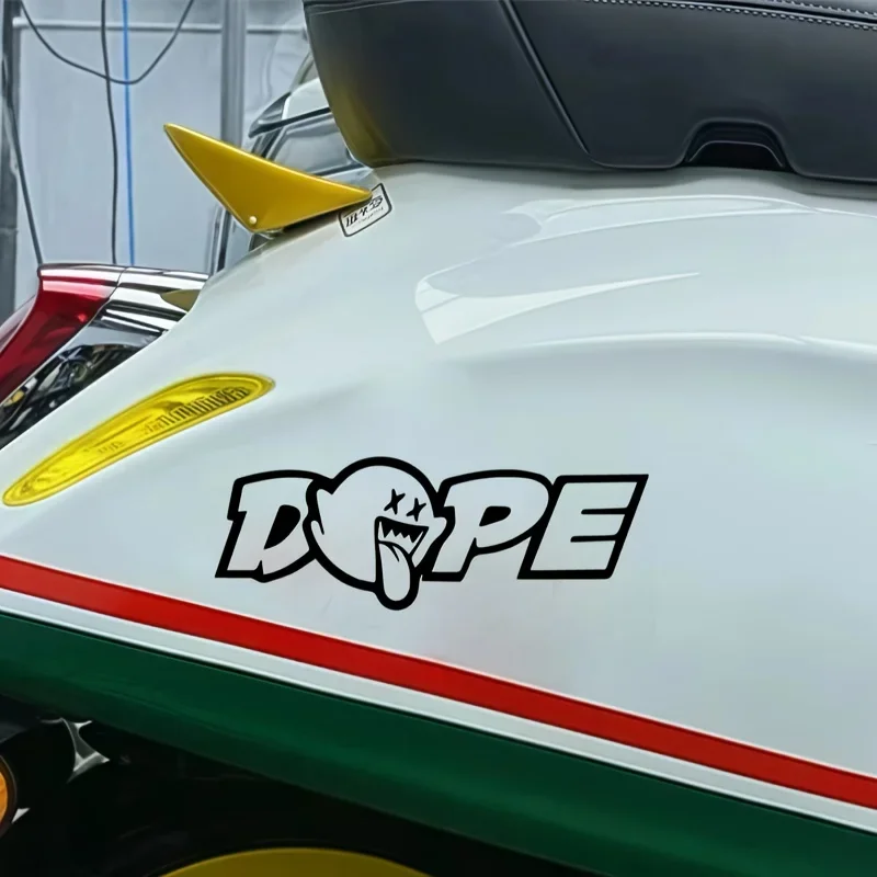 สติกเกอร์ติดรถยนต์/มอเตอร์ไซค์ลายการ์ตูนแนวเท่ห์ 1 ชิ้น สำหรับตกแต่งภายนอกรถยนต์/มอเตอร์ไซค์ สร้างลุคเท่ห์ๆ ด้วยสติกเกอร์ส่วนตัว