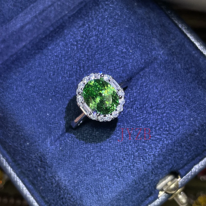 

100% 925 sterling silver adjustable ring with 4ct gemstone as a gift for your girlfriend. Natural and luxurious tourmaline gemst