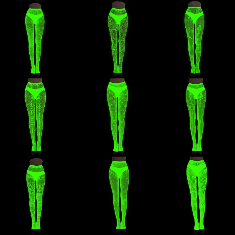 Rajstopy fluorescencyjne, świecące pończochy kabaretki, zielone światło, seksowny tatuaż, koronka, żakardowa koronka, ażurowe skarpetki.