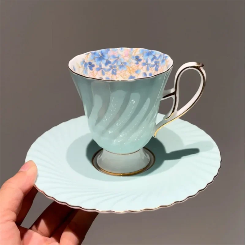 High Footed Bone China Coffee Cups and Saucer set Minimalist Colorful Floral Pattern Home Afternoon Tea Leisure coffee Cup set