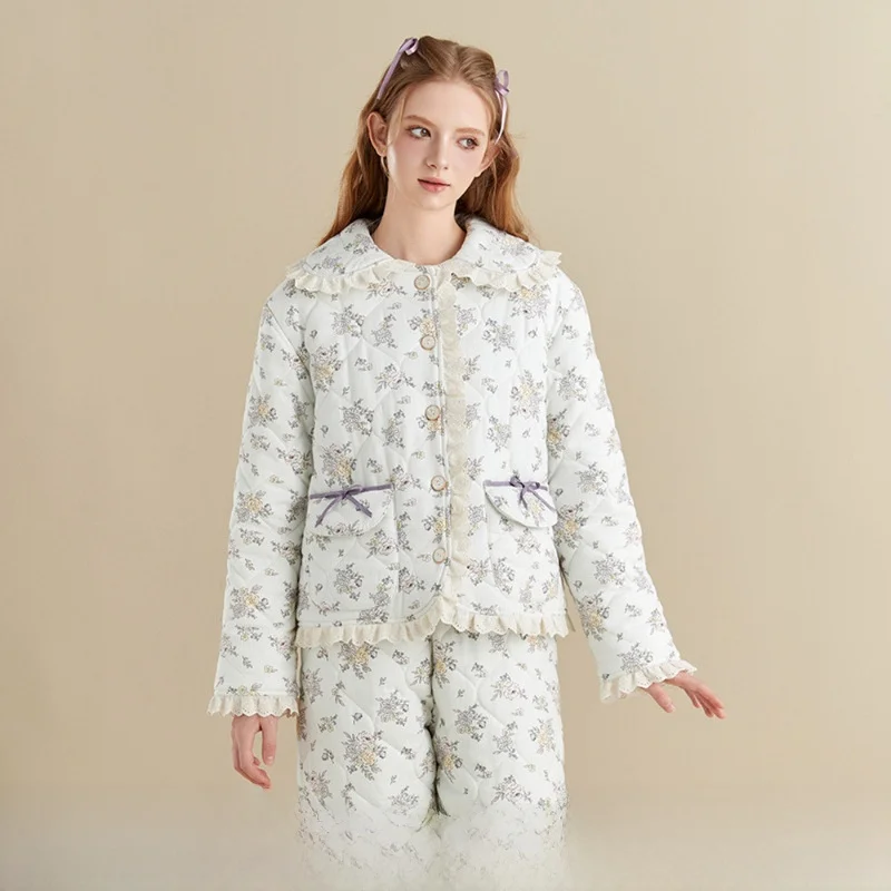 conjunto-de-ropa-de-casa-de-invierno-para-mujer-de-algodon-grueso-con-estampado-floral-dulce-y-moderno-camison-calido-y-acogedor-pijama-de-punto-para-mujer
