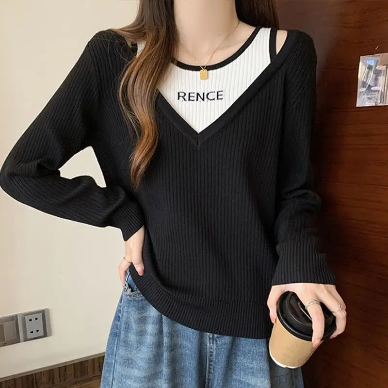 

Large Size Women's Slimming Striped Top Women's New Style Fat Mm Belly Covering Knitted Sweater Long Sleeved Fake Two-piece